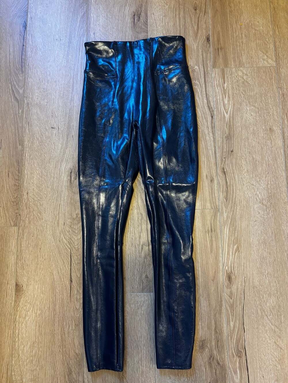 Spanx Faux Patent Leather Liquid Gloss Leggings Size S